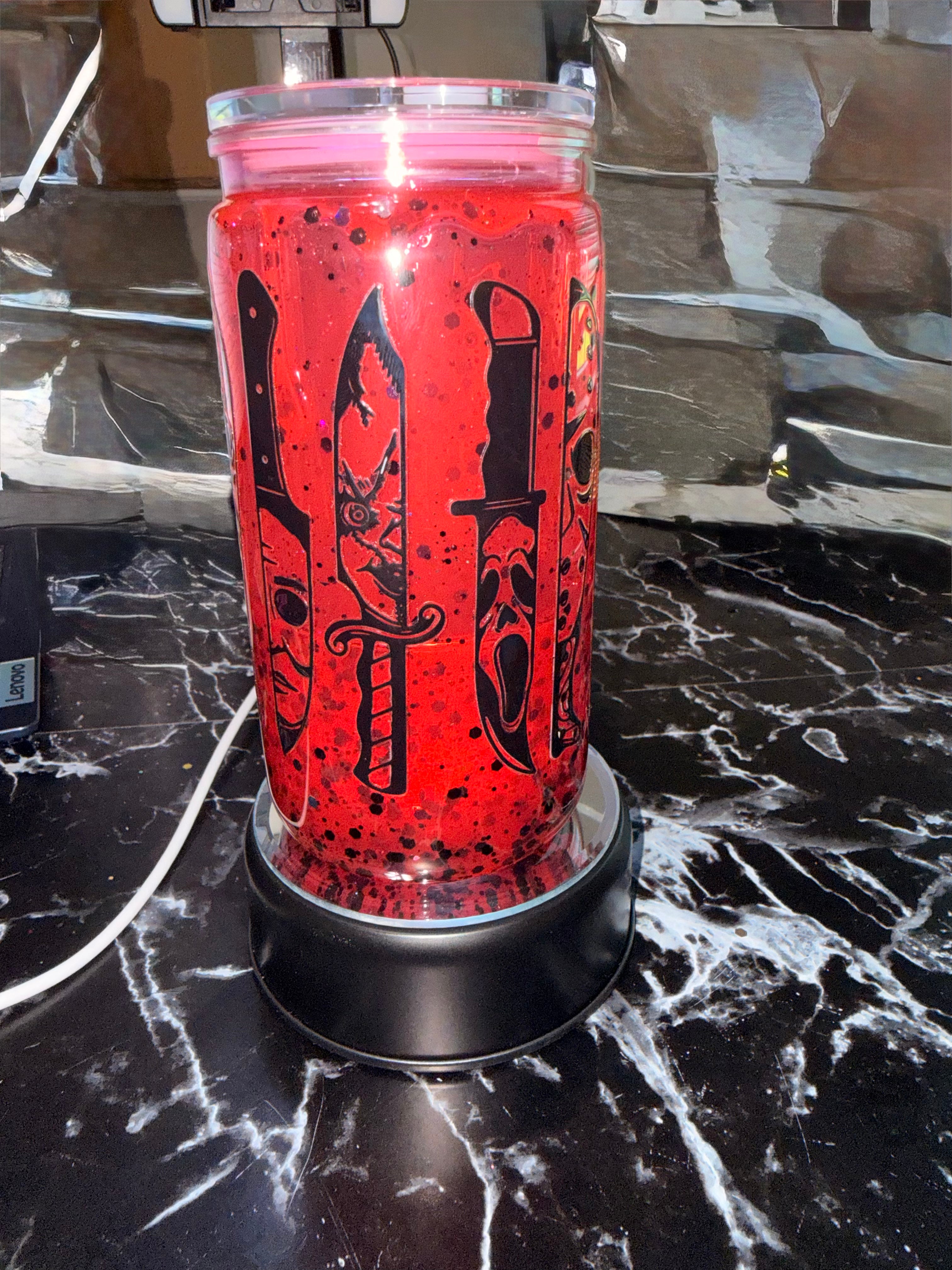 🔪 Horror Lover Snowglobe Tumbler