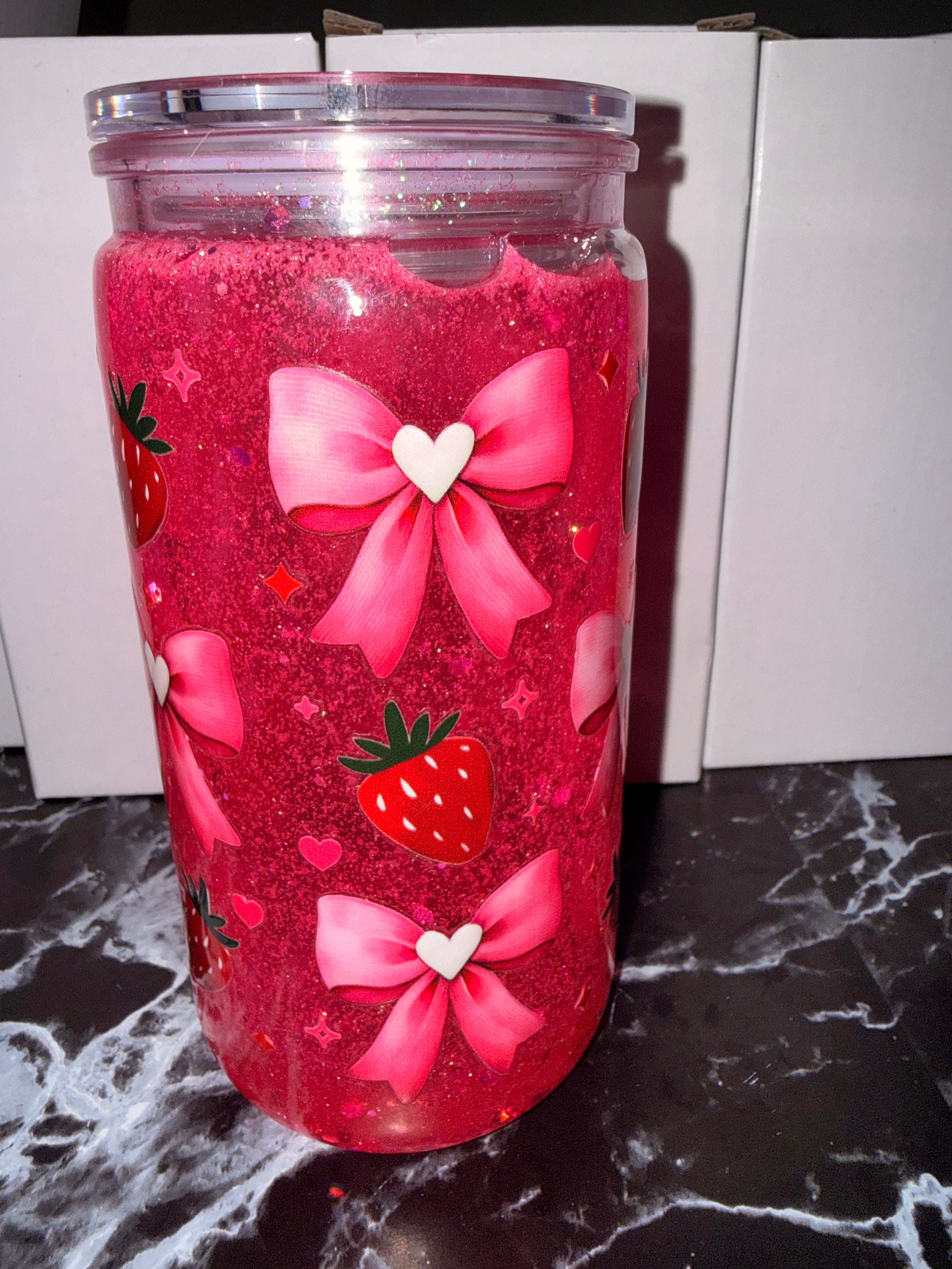 💖🍓 Hot Pink Strawberry and Bows Glitter Tumbler