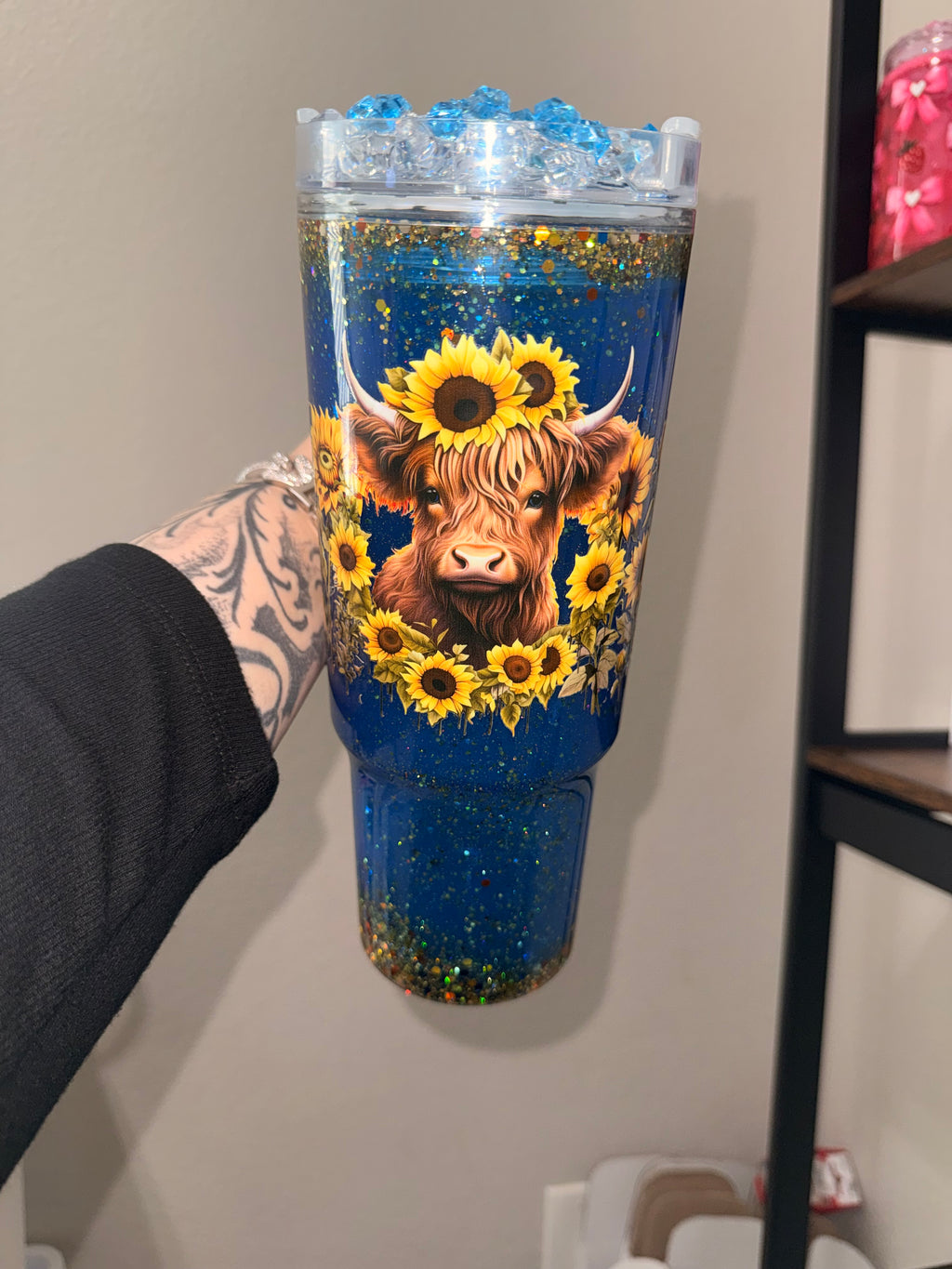 ✨ 40 oz Royal Blue Highland Cow Tumbler ✨